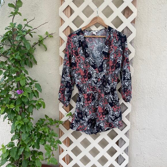 H&M Black White Coral Long Sleeved V Neck Romper Women's Size 4 - Picture 4 of 8